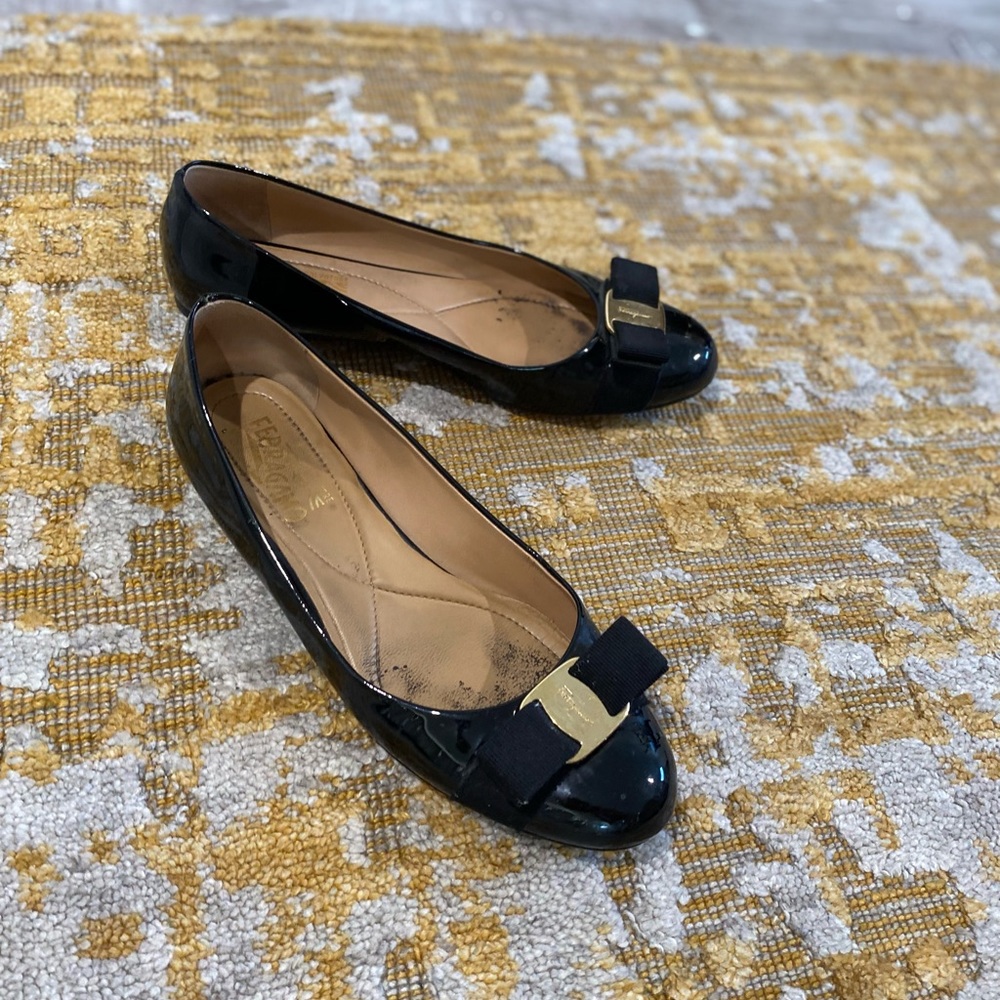 FERRAGAMO BALLET FLATS